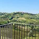 Emeran Reya Estate & Winery Hotel 3*