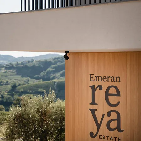 Hotel Emeran Reya Estate Smartno
