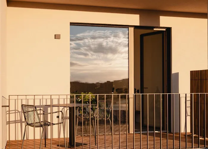 Emeran Reya Estate 3*