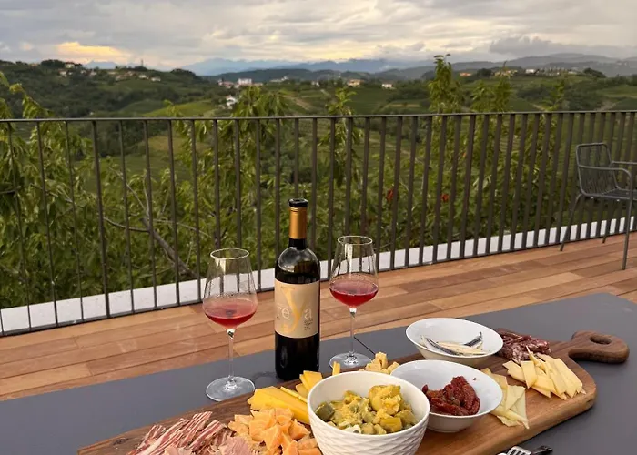 Hotel Emeran Reya Estate 3*